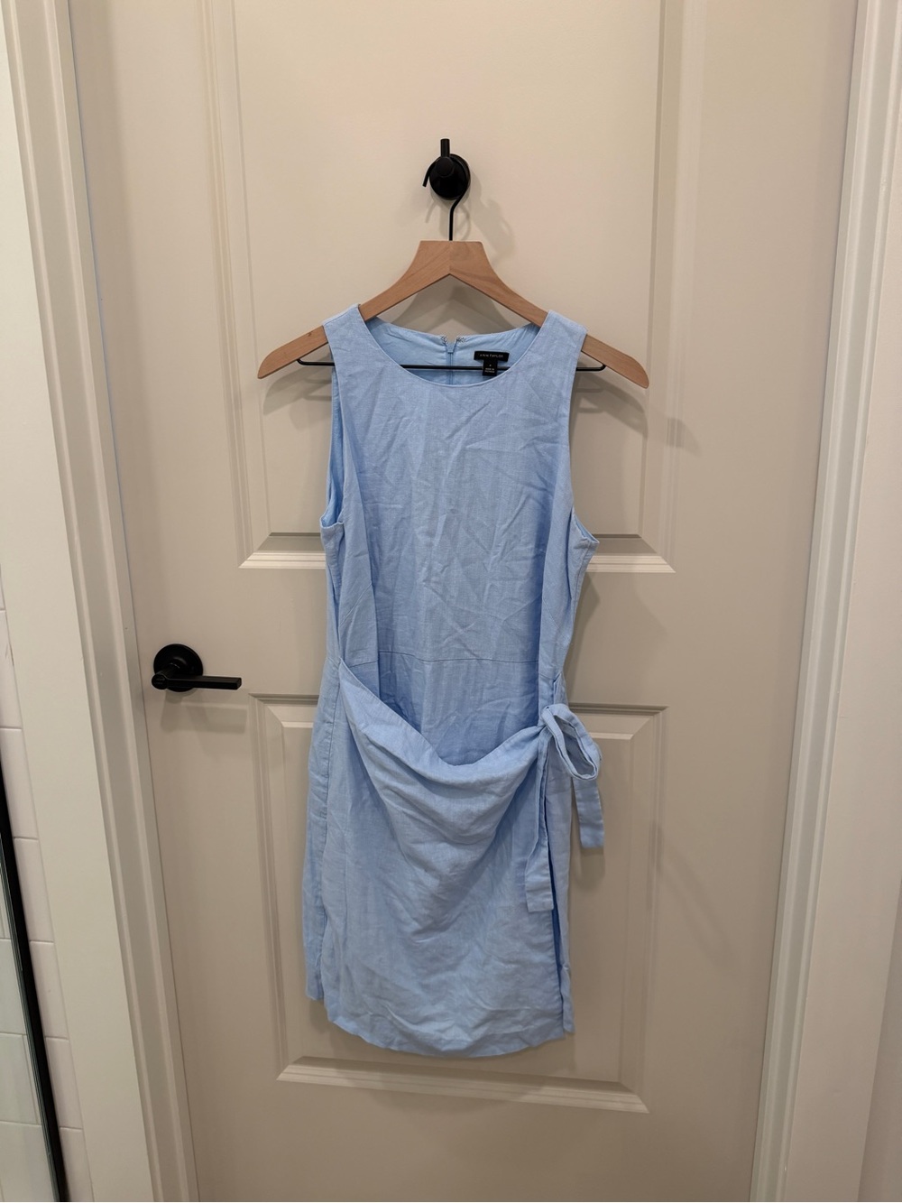 Ann Taylor Light Blue Sleeveless Tie-Detail Dress
